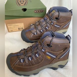 New in Box Keen Targhee II Hiking Boots Women’s 8